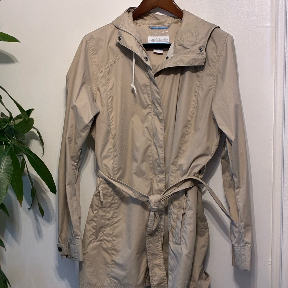 Columbia Women's Beige Hooded Trench Coat